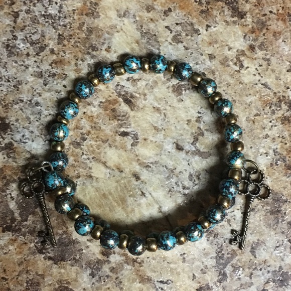 Rustic Bangle Bracelet - Picture 3 of 3